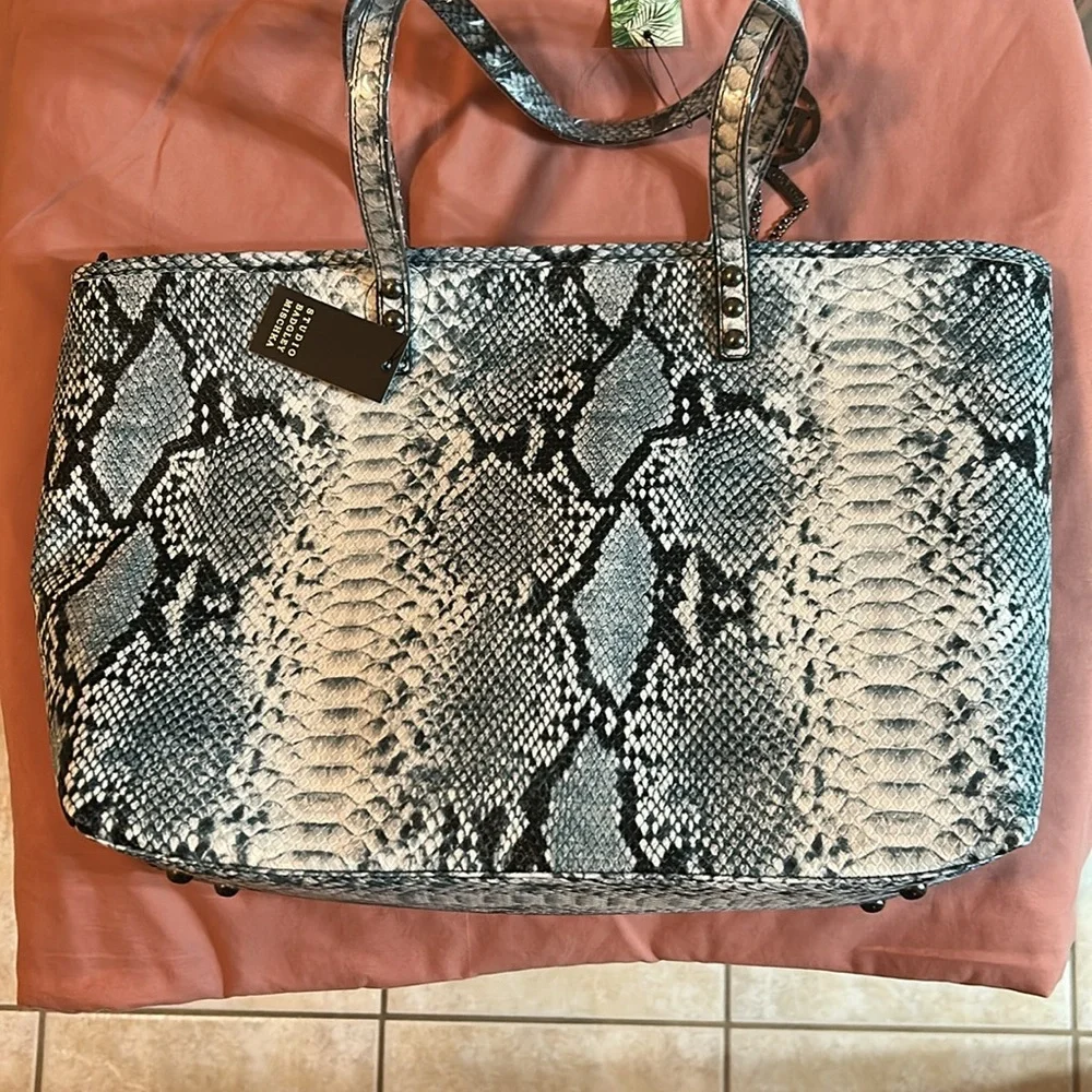 Studio Badgley Mischka, Vegan Leather, Light Blue Snake TOTE. NWT - Picture 3 of 16